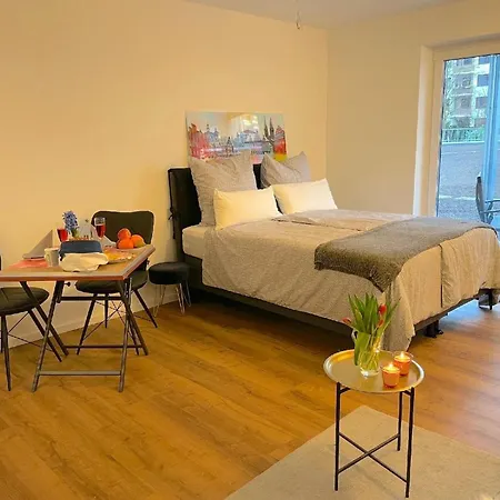 Schoene In Bremen-ost Mit Terrasse Apartment